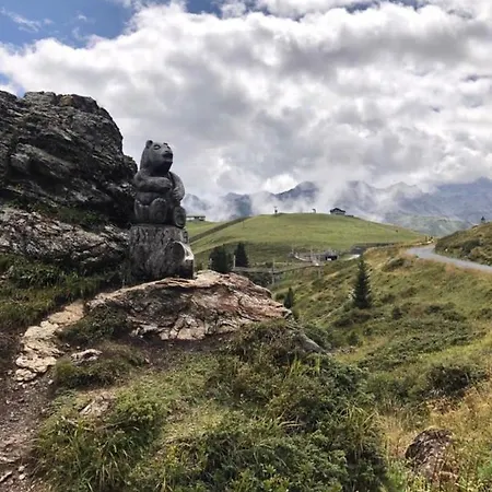 Von Swisspartments 아로사